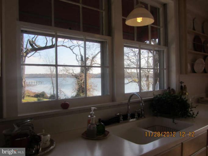 9813 Crumpton Road Millington, MD 21651 - Photo 16 of 30 Kitchen