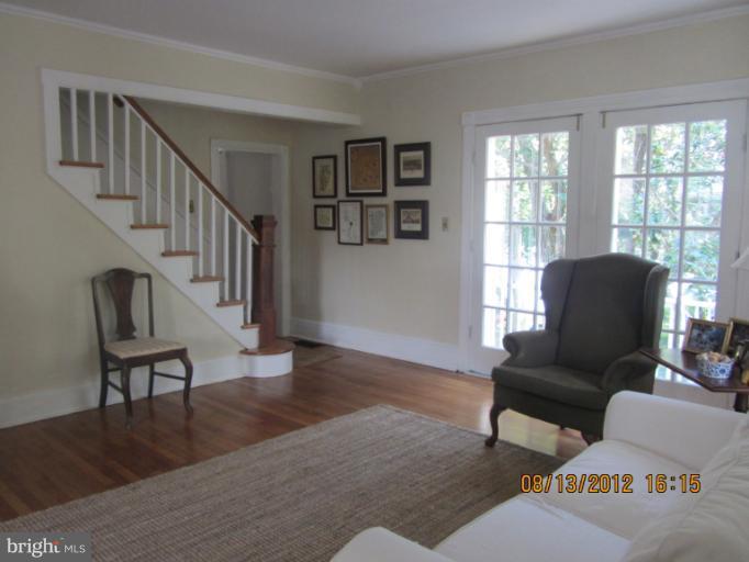 9813 Crumpton Road Millington, MD 21651 - Photo 22 of 30 Living Room