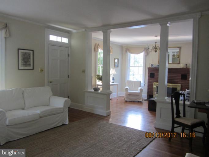 9813 Crumpton Road Millington, MD 21651 - Photo 23 of 30 Living Room