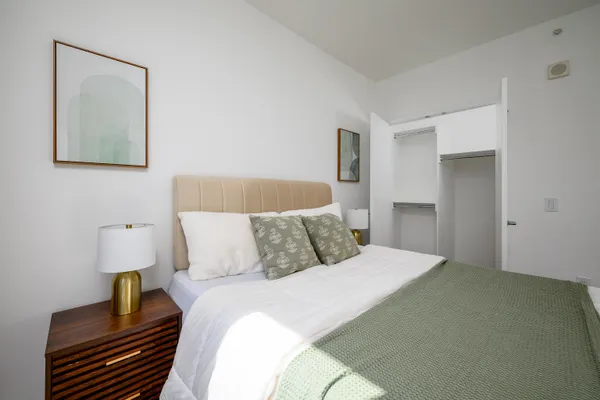 $819,000 | 75 Park Lane South, Unit 1009, Jersey City, NJ 07310