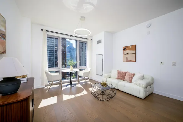 $819,000 | 75 Park Lane South, Unit 1009, Jersey City, NJ 07310