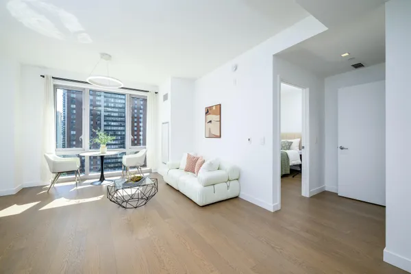 $819,000 | 75 Park Lane South, Unit 1009, Jersey City, NJ 07310