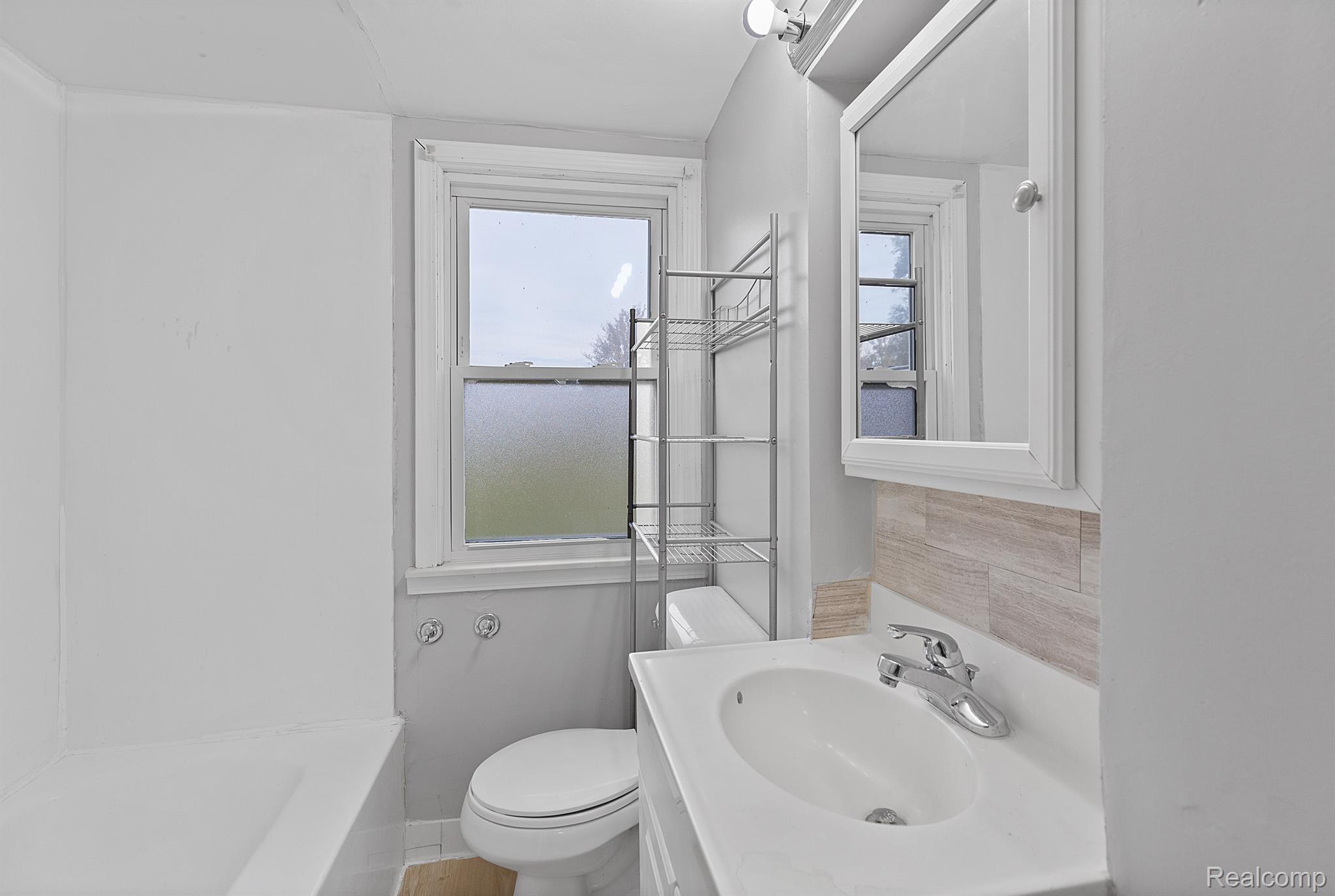 11365 29 Mile Road Washington, MI 48095 - Photo 5 of 28 Gallery Image 5