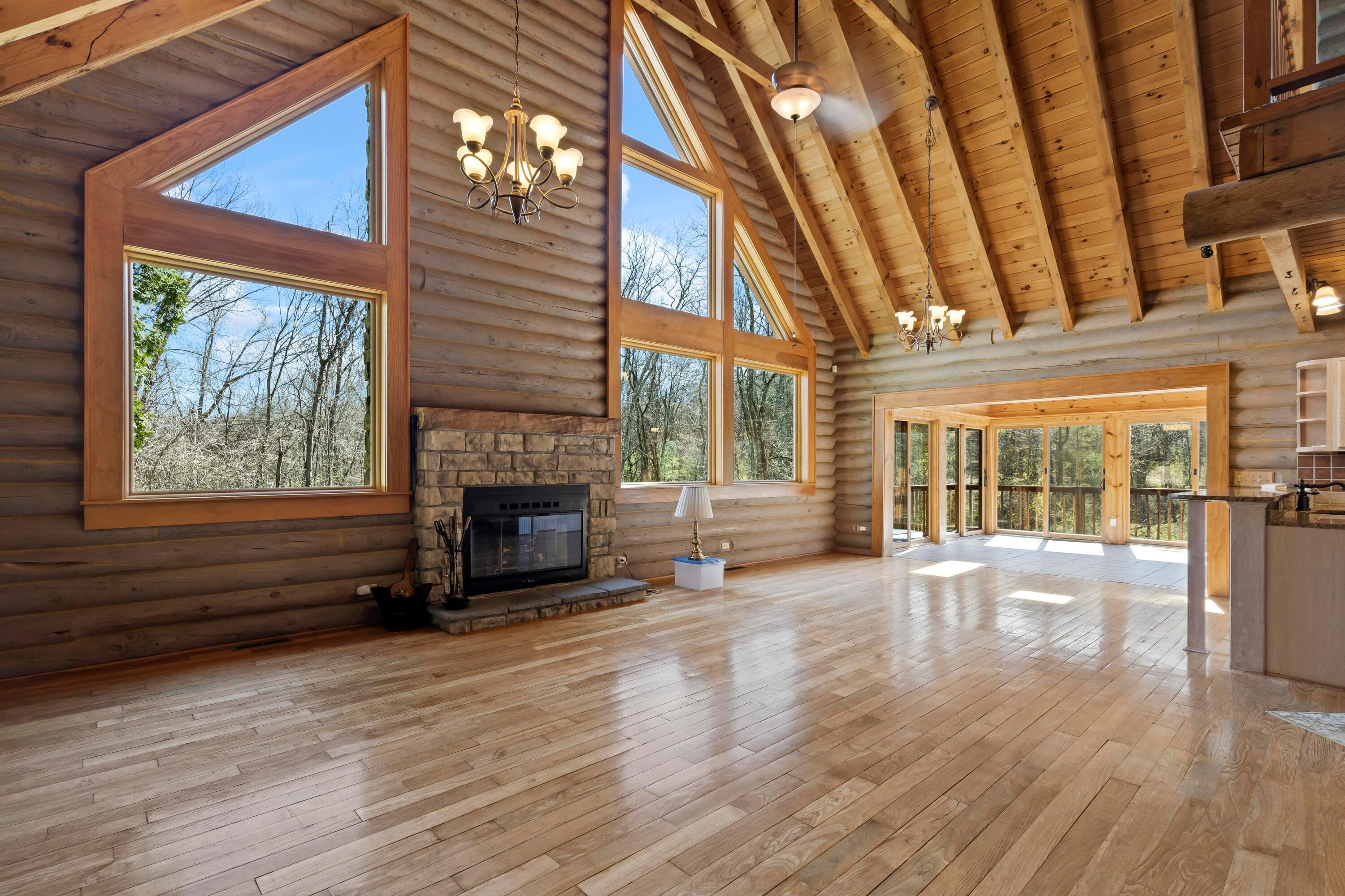 7700 Ballou Road Newark, OH 43056 - Photo 7 of 78 7. Great Room