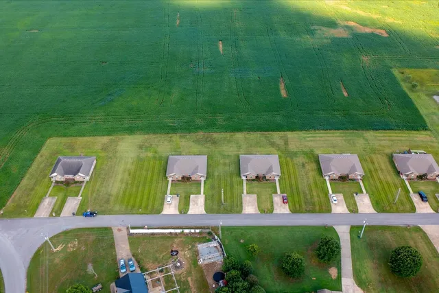 a view of a tennis court