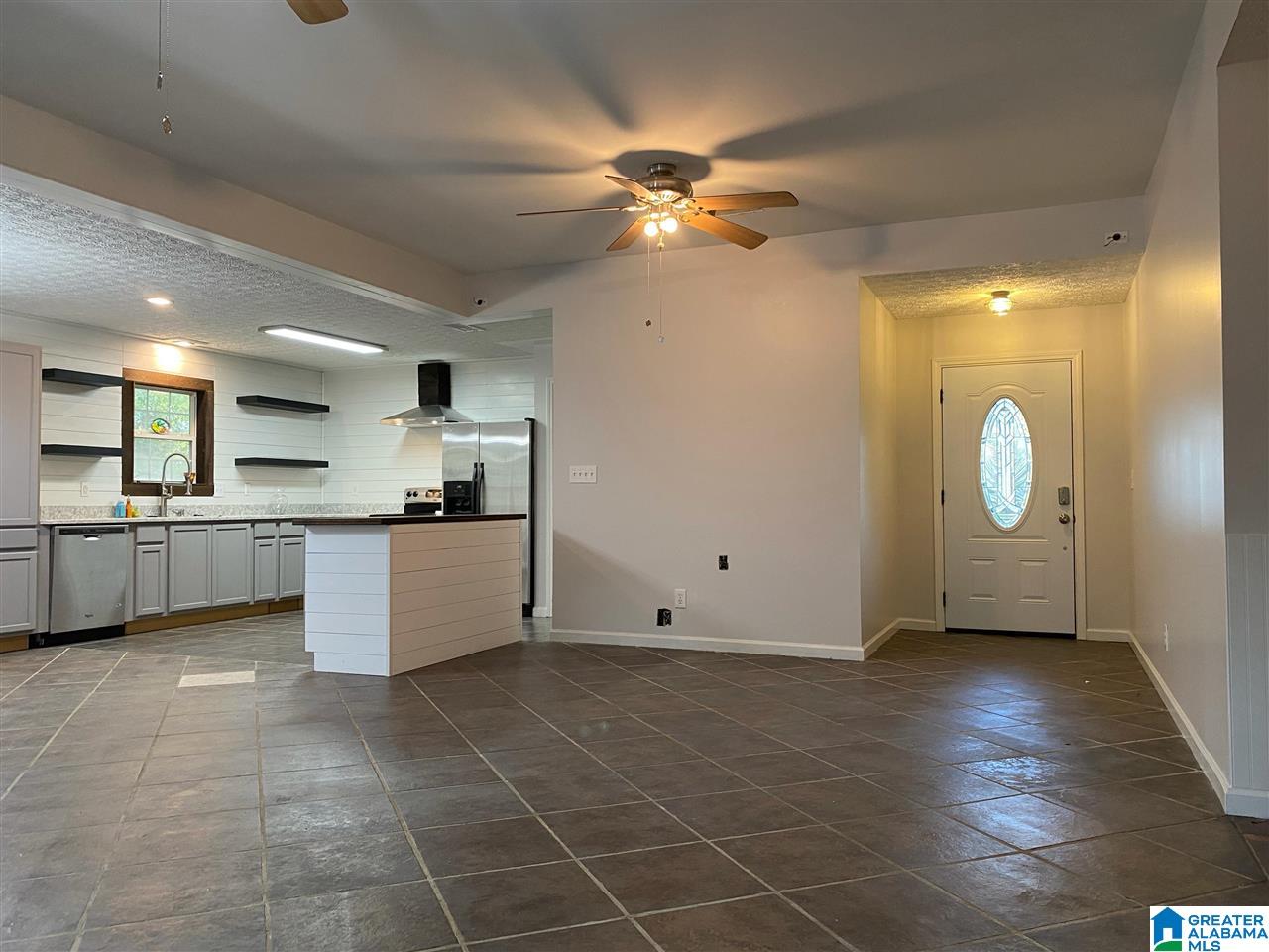 315 Lake View Circle Riverside, AL 35135 - Photo 11 of 16 Gallery Image 11