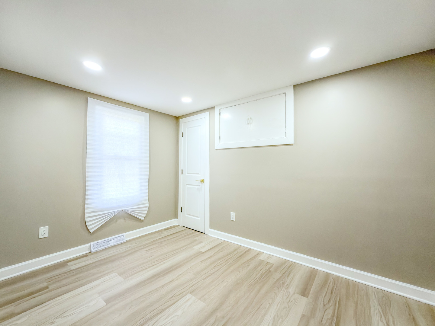 1826 Leonard Road Rockford, IL 61109 - Photo 27 of 49 Gallery Image 27