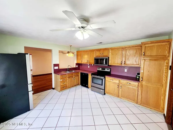 $1,850 | 58 Rolling Fern Drive, Palm Coast, FL 32164
