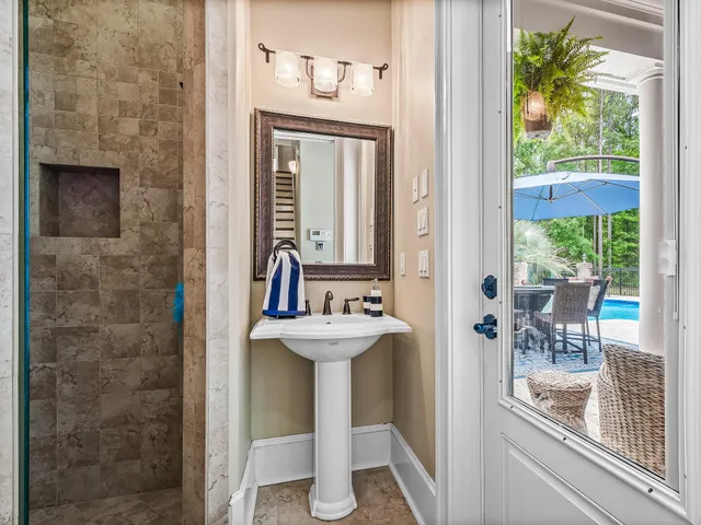 $1,599,000 | 174 Decey Wallace Lane, Crawfordville, FL 32327