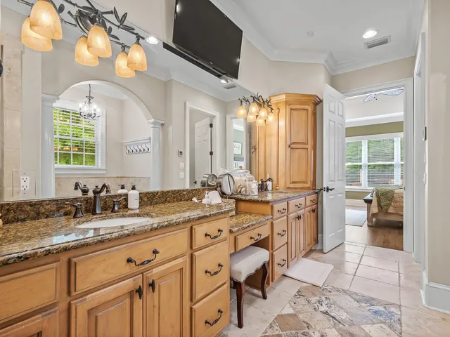 $1,599,000 | 174 Decey Wallace Lane, Crawfordville, FL 32327