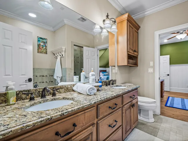 $1,599,000 | 174 Decey Wallace Lane, Crawfordville, FL 32327