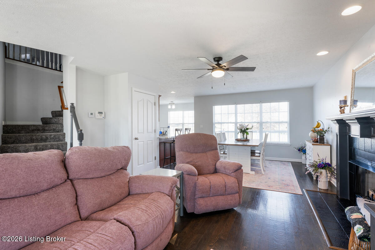 48 Carlton Ridge Court Rineyville, KY 40162 - Photo 5 of 36 004_JyLq