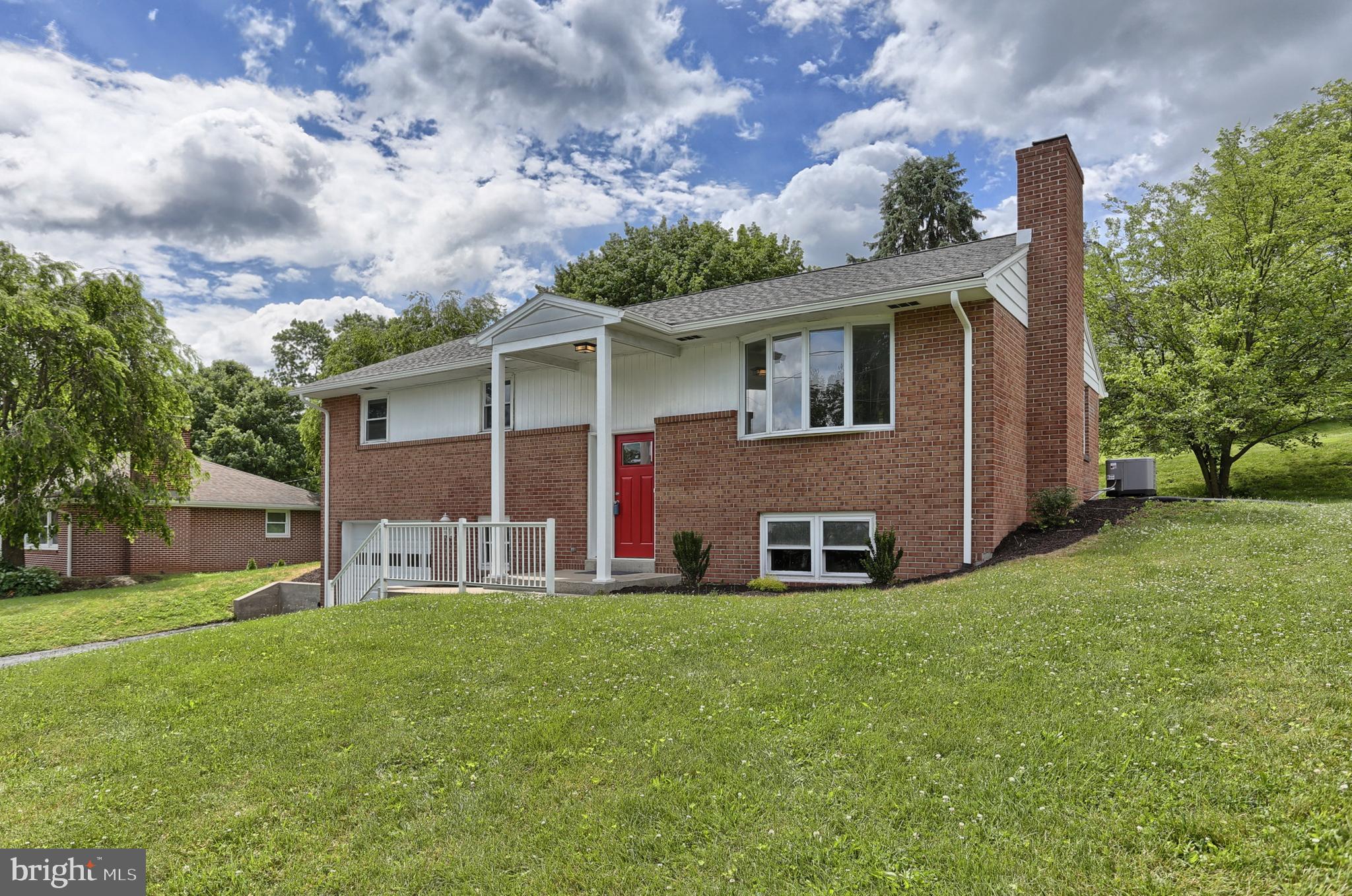 264 Clark Road Hershey, PA 17033 - Photo 3 of 42