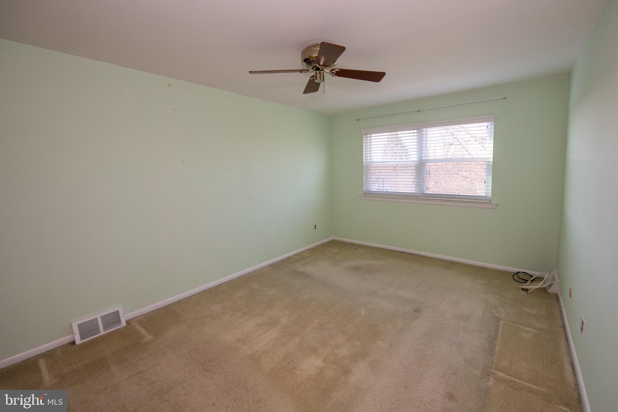 3210 Ancona Road Philadelphia, PA 19154 - Photo 32 of 46 an empty room with a window