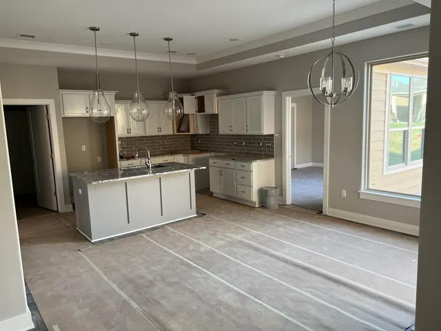 $338,000 | 930 East Cross Creek Court, Derby, KS 67037