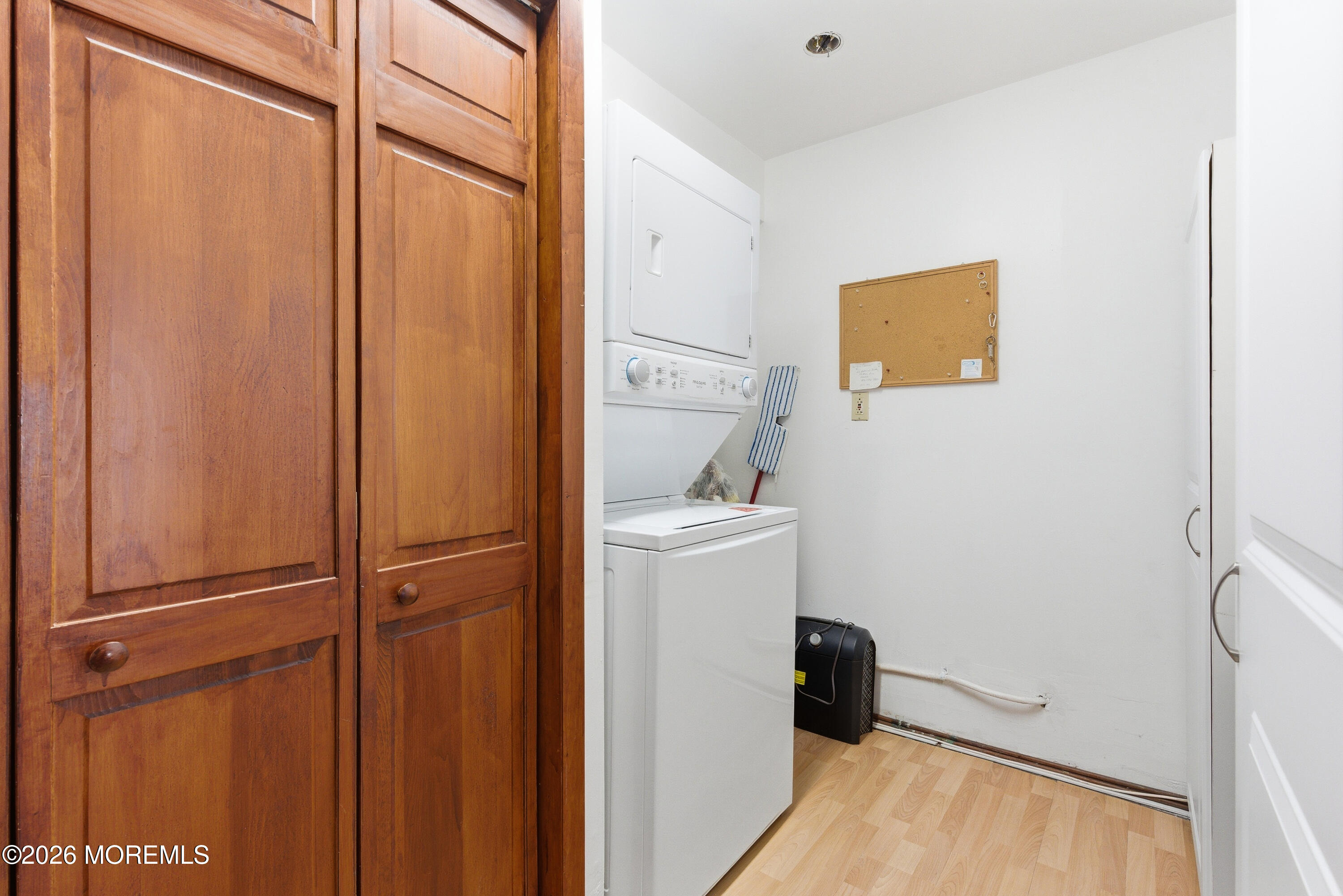 120 Whalepond Road Oakhurst, NJ 07755 - Photo 36 of 42 061