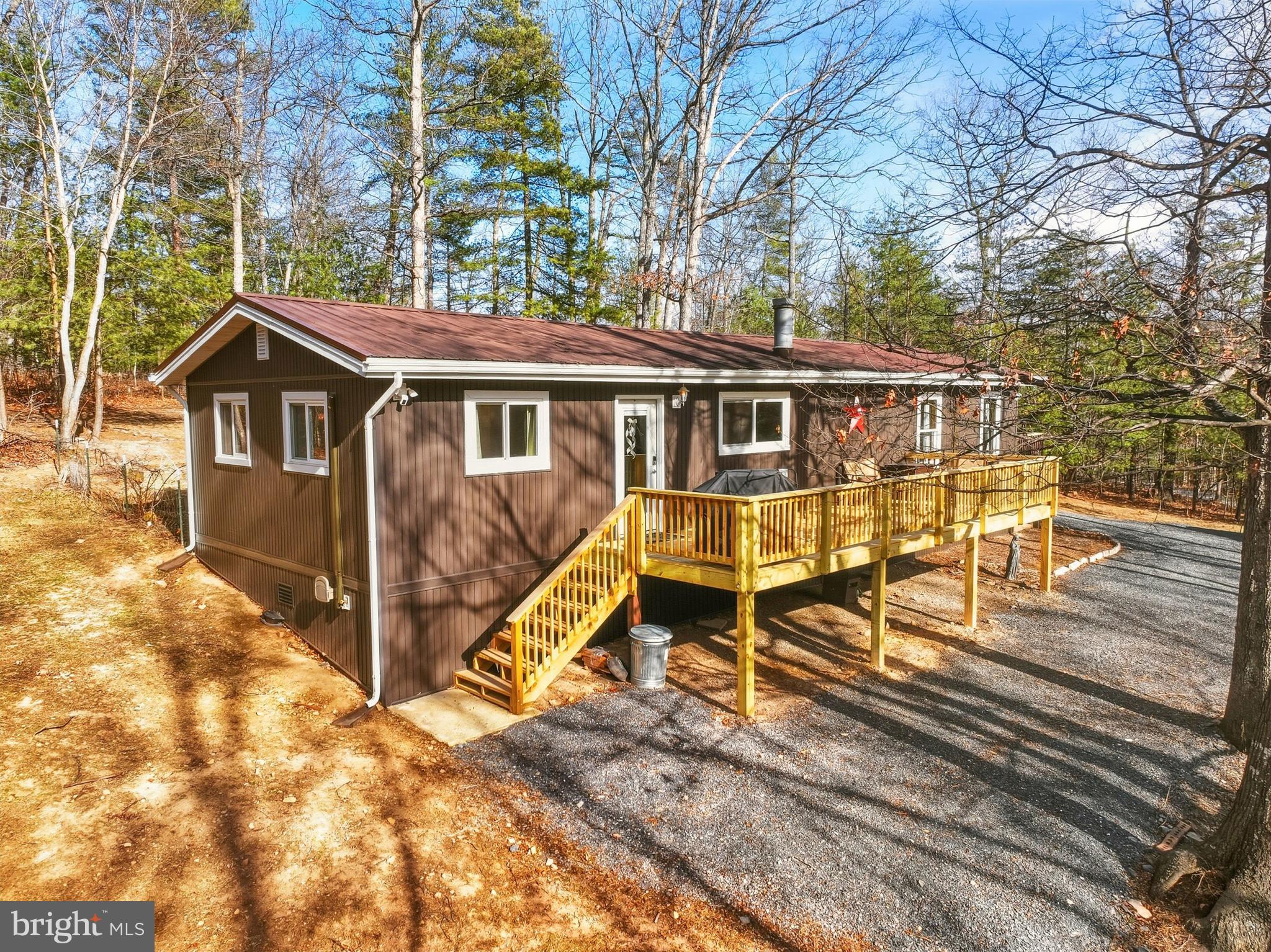 151 Patrick Lane Mount Jackson, VA 22842 - Photo 2 of 55 Left Side