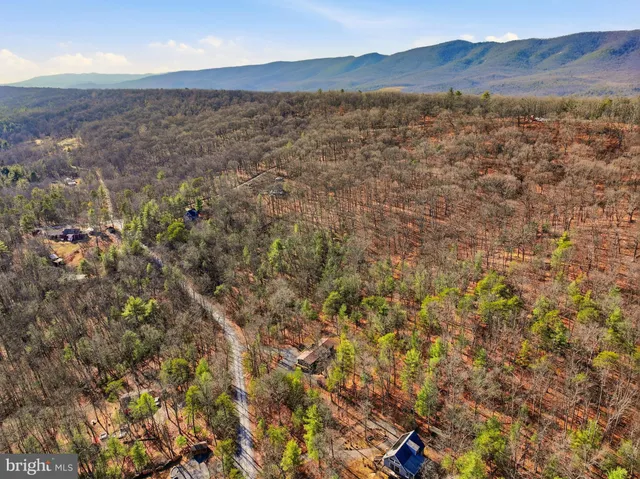 $279,998 | 151 Patrick Lane, Mount Jackson, VA 22842