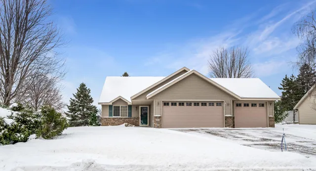 $324,900 | 1004 Marcella Court, Sauk Rapids, MN 56379