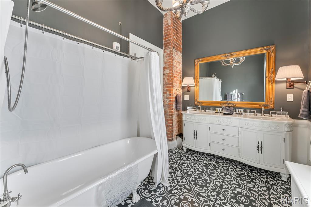 876 West State Street Jacksonville, IL 62650 - Photo 27 of 56