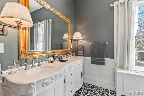 $799,900 | 876 West State Street, Jacksonville, IL 62650