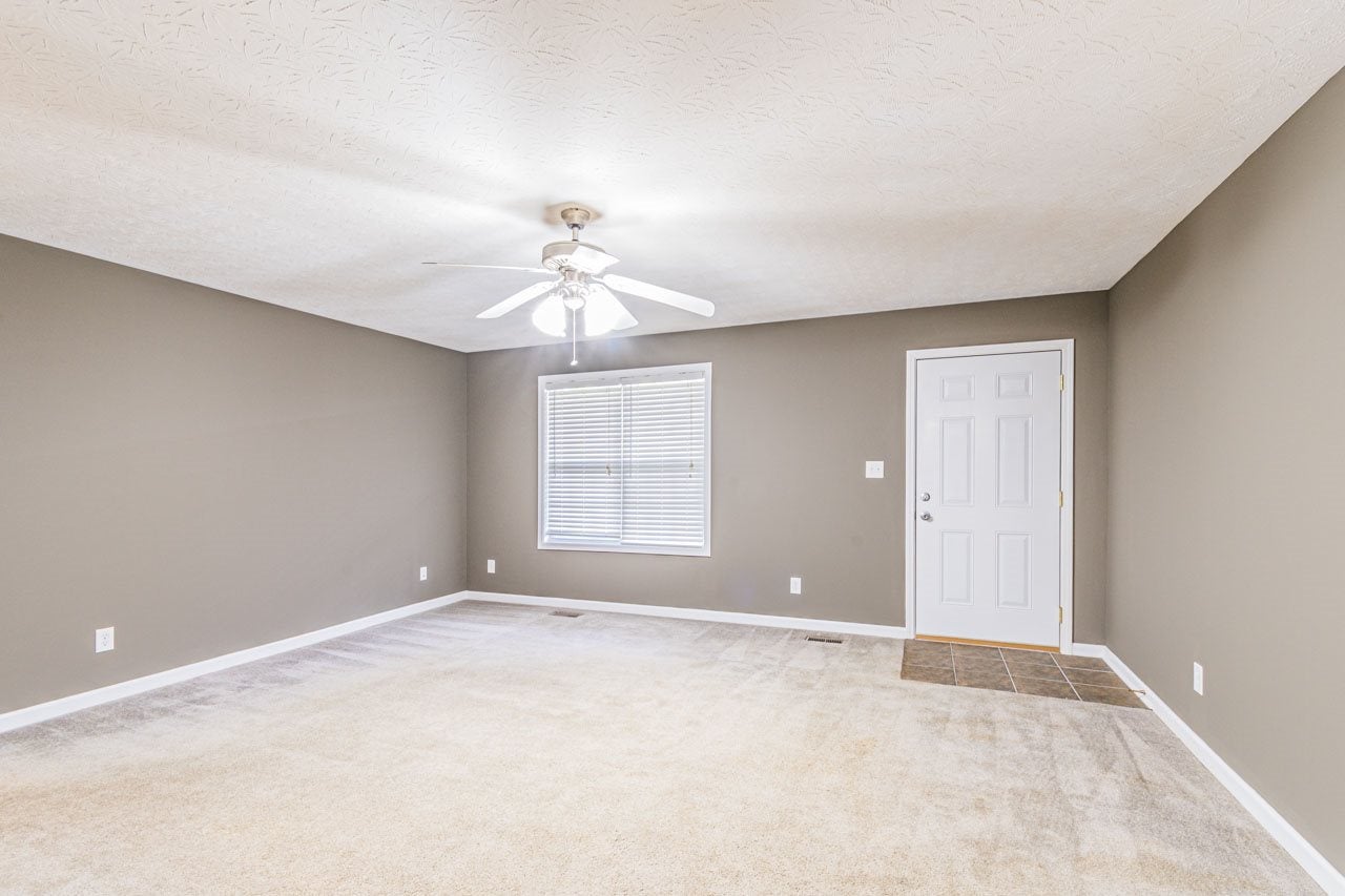 4121 Mount Olivet Road Bowling Green, KY 42101 - Photo 14 of 27 Gallery Image 14