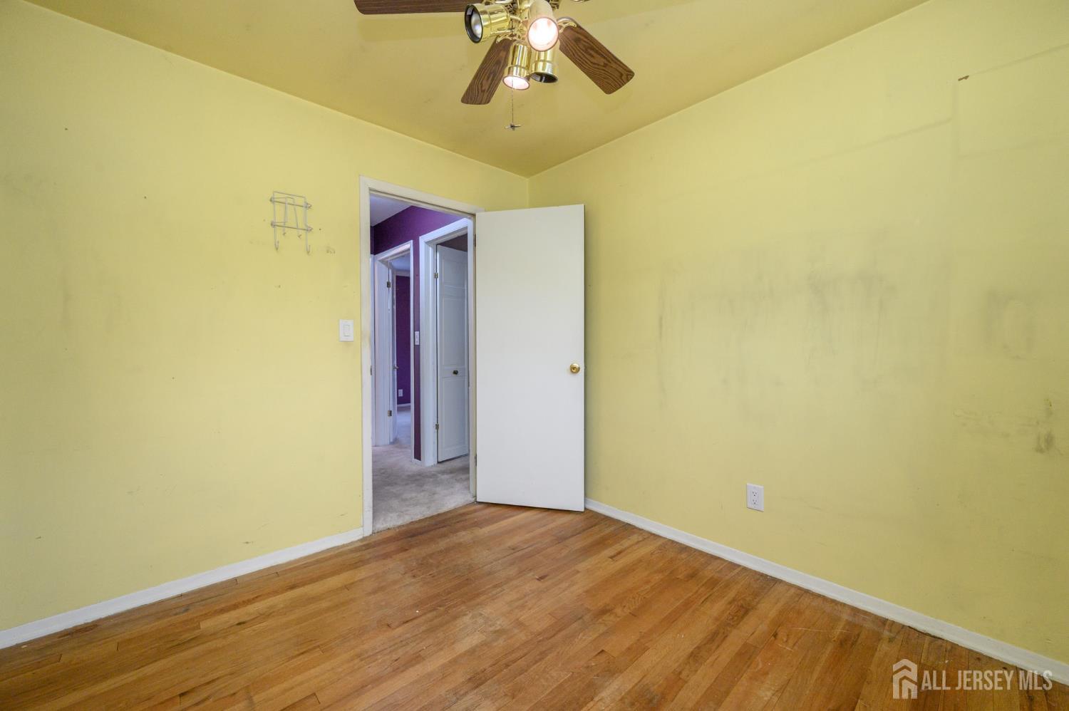 317 Libourel Road South Plainfield, NJ 07080 - Photo 19 of 40