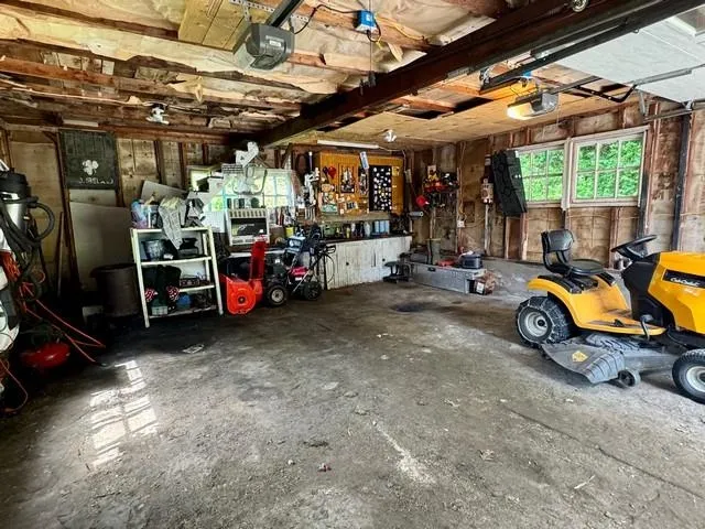 $225,000 | 578 Pleasant Street, Newport, VT 05855