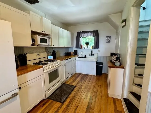 $225,000 | 578 Pleasant Street, Newport, VT 05855