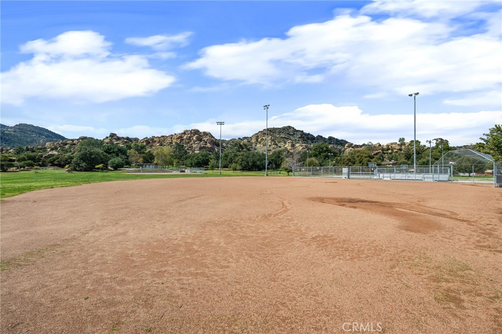 10179 Larwin Avenue, Unit 5 Chatsworth, CA 91311 - Photo 35 of 53 a view of outdoor space and city view