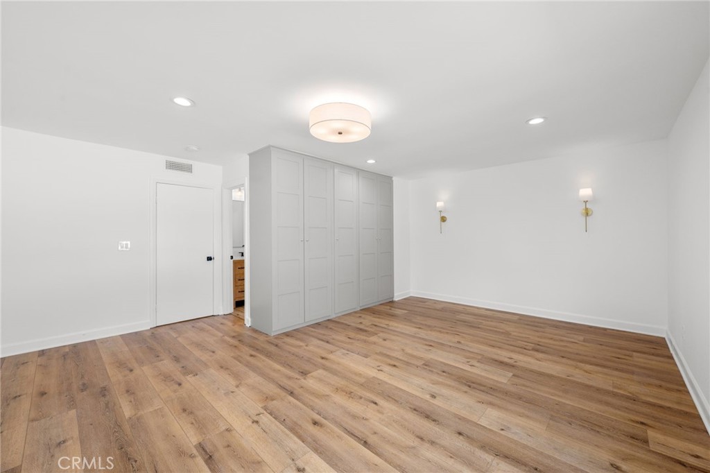 10179 Larwin Avenue, Unit 5 Chatsworth, CA 91311 - Photo 48 of 53 a view of room