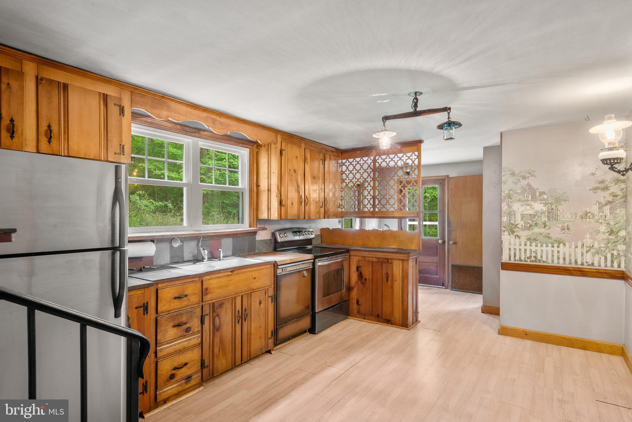 2067 Bodine Road Malvern, PA 19355 - Photo 8 of 32 Gallery Image 8