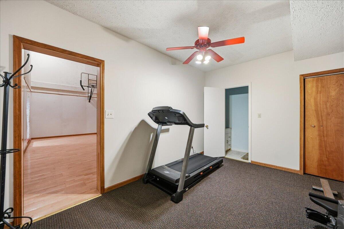 718 North Old Suman Road Valparaiso, IN 46383 - Photo 41 of 56 1200x799