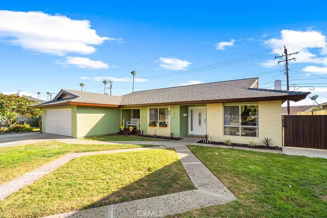 $5,750 | 632 Kenoak Drive, Placentia, CA 92870