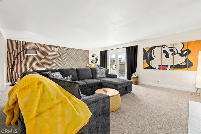 $5,750 | 632 Kenoak Drive, Placentia, CA 92870