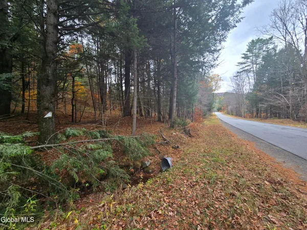 $199,500 | 359 Creek Road, Hope, NY 12134