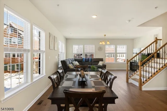 $879,900 | 55 Landmark Lane, Fair Lawn, NJ 07410