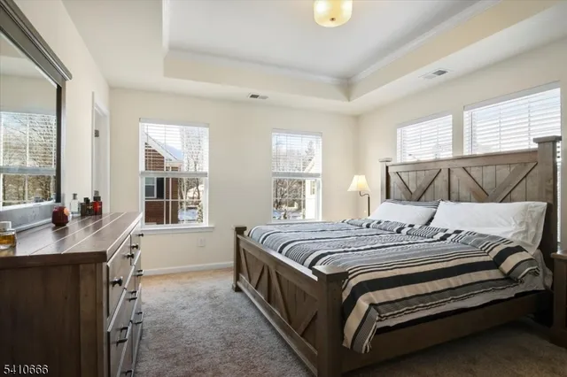 $879,900 | 55 Landmark Lane, Fair Lawn, NJ 07410