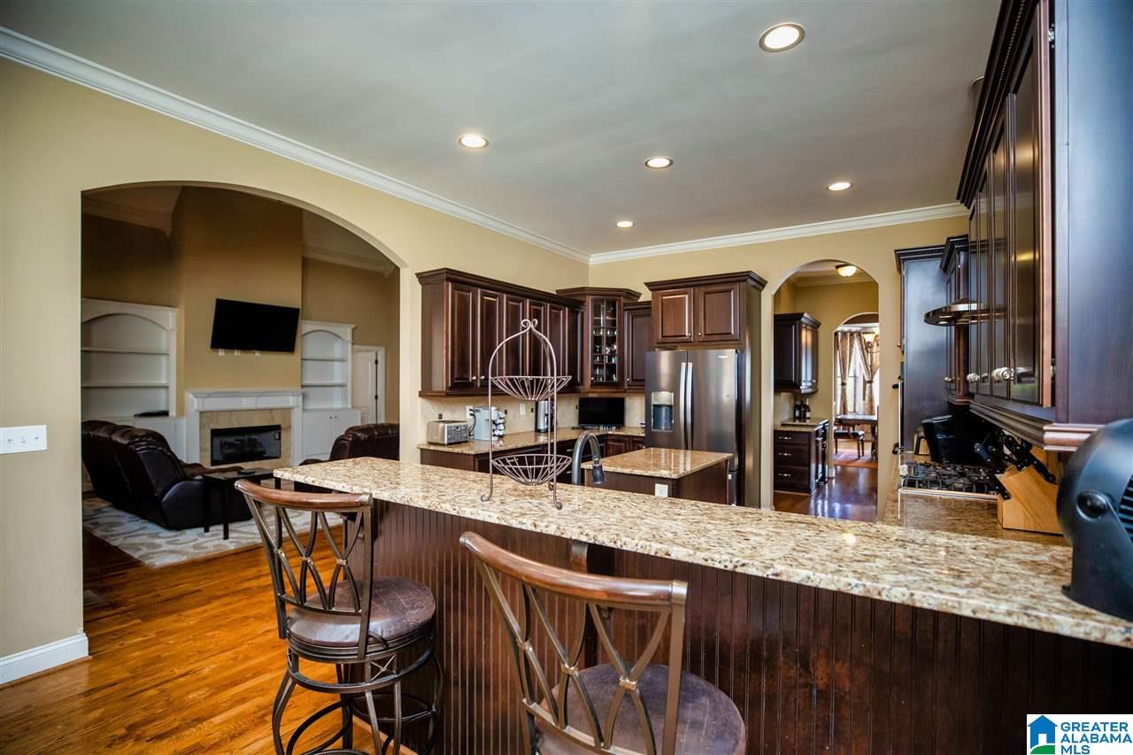 101 Hampton Cove Pelham, AL 35124 - Photo 10 of 49