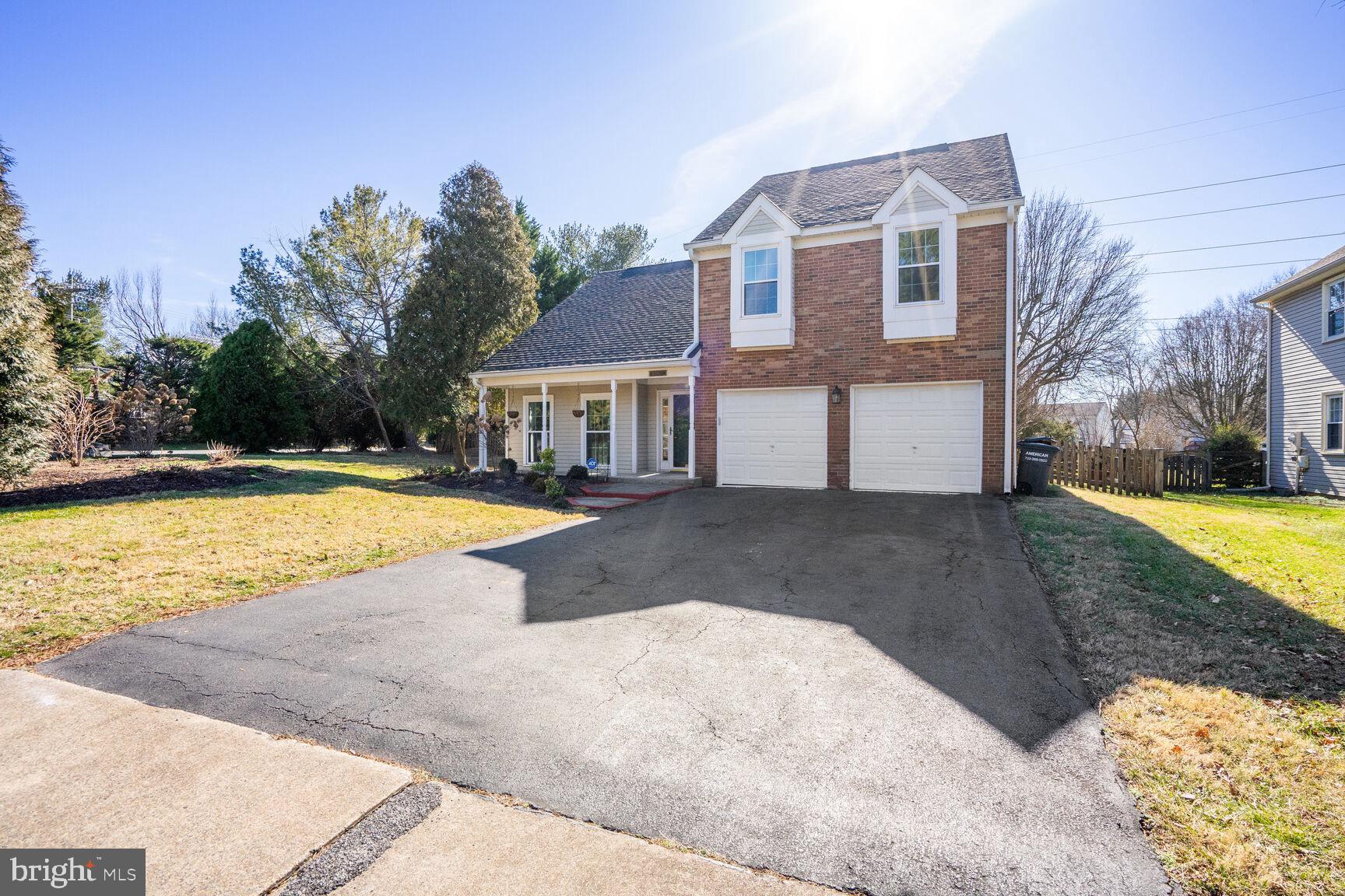 13601 Springhaven Drive Chantilly, VA 20151 - Photo 2 of 30