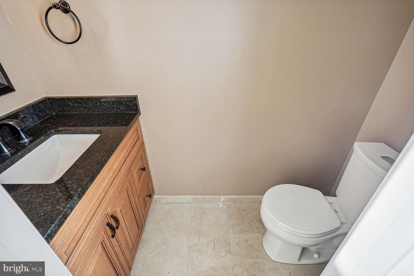 13601 Springhaven Drive Chantilly, VA 20151 - Photo 24 of 30