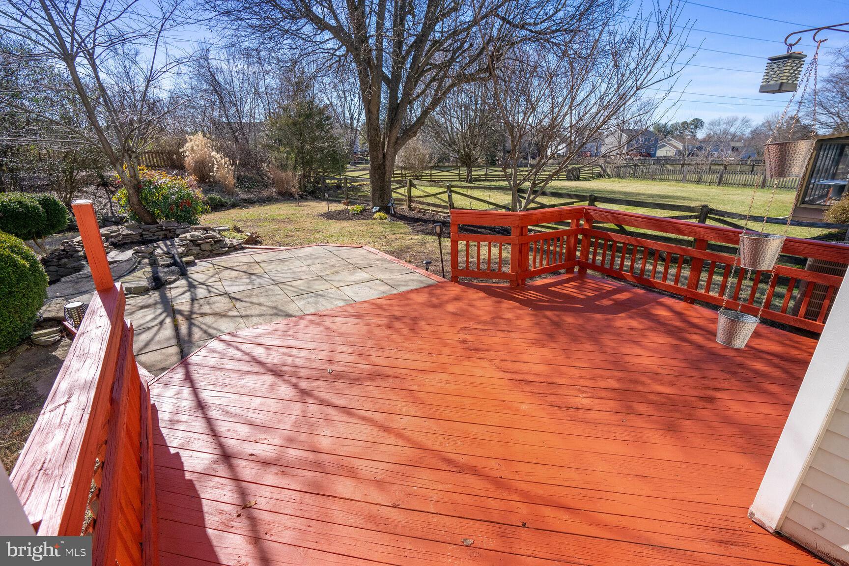 13601 Springhaven Drive Chantilly, VA 20151 - Photo 25 of 30