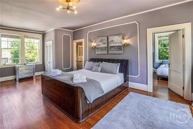 $10,000 | 624 East Victory Drive, Savannah, GA 31405