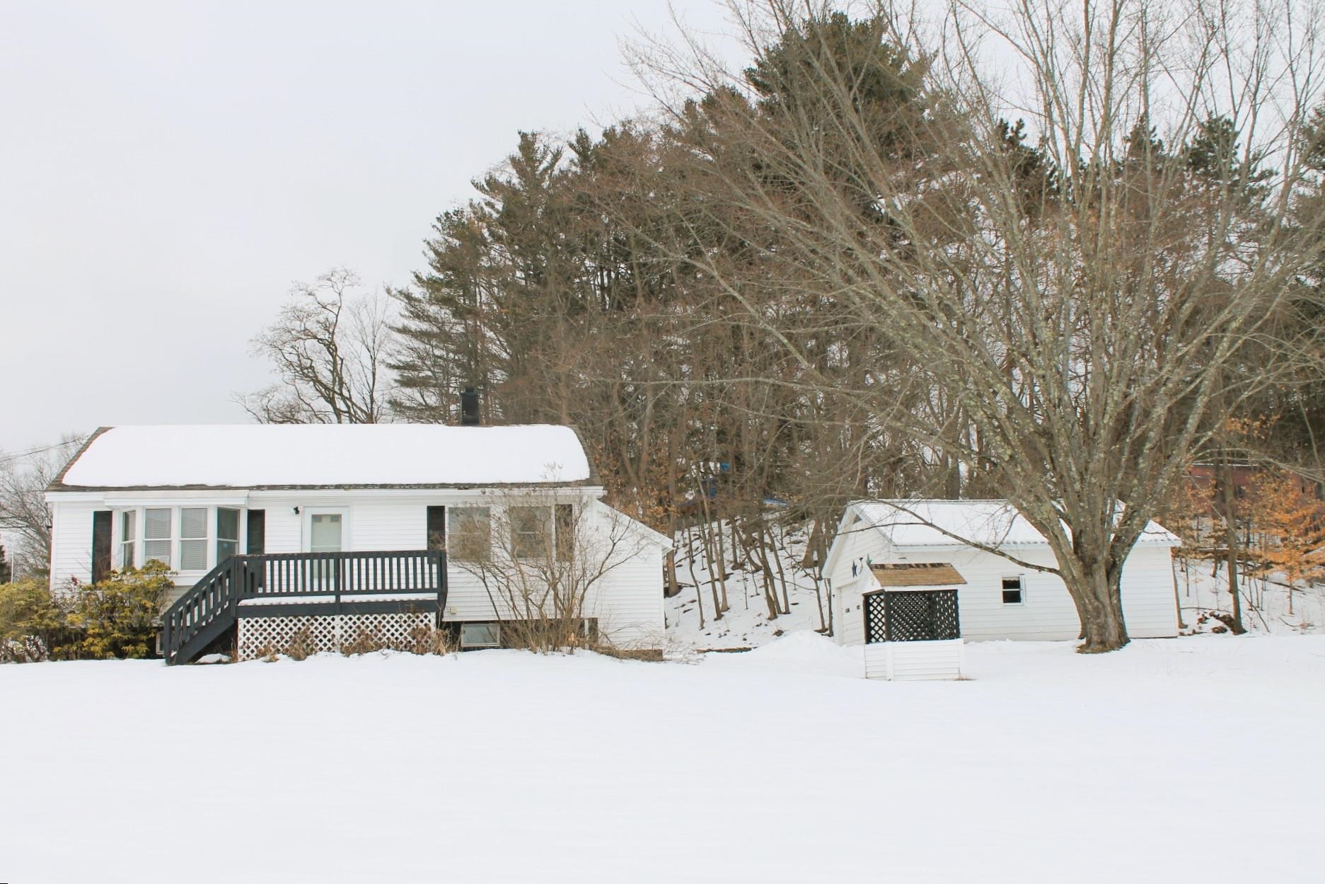 154 Plains Road Pittsford, VT 05763 - Photo 5 of 29