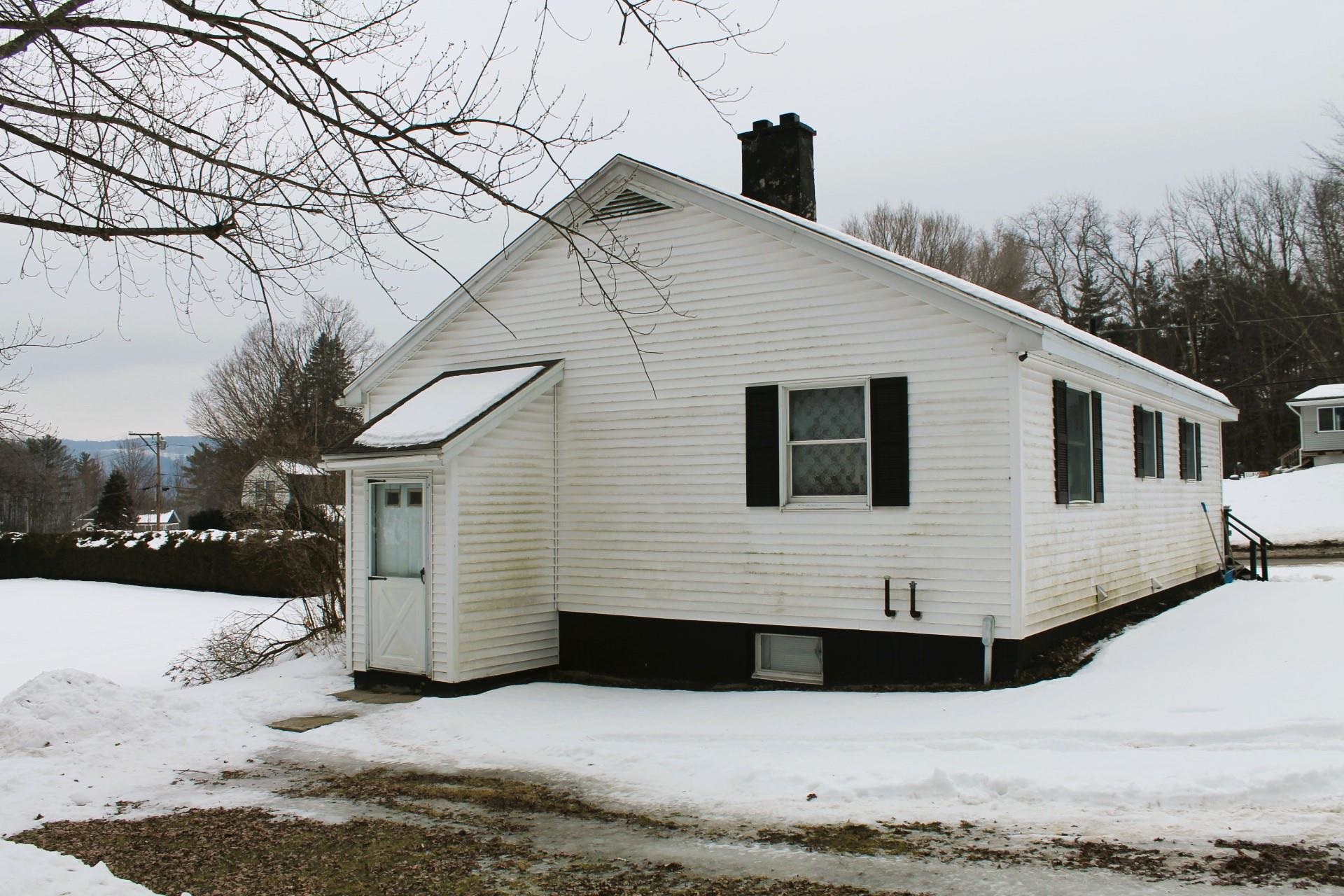 154 Plains Road Pittsford, VT 05763 - Photo 6 of 29