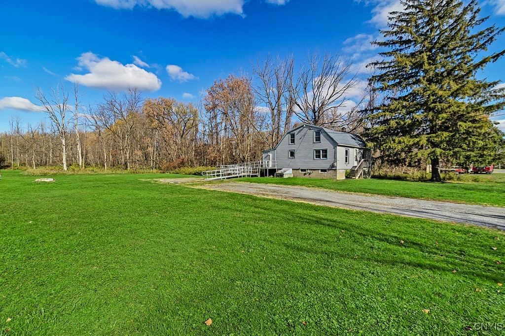 1012 Fitch Street Oneida, NY 13421 - Photo 2 of 24