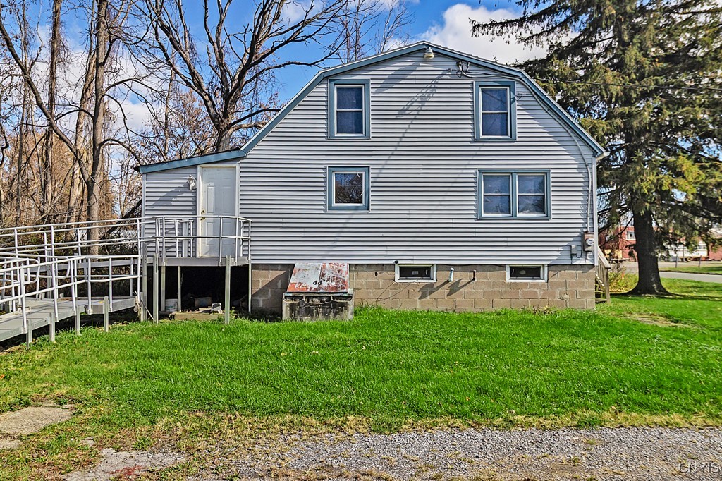 1012 Fitch Street Oneida, NY 13421 - Photo 5 of 24