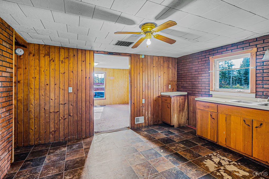 1012 Fitch Street Oneida, NY 13421 - Photo 10 of 24