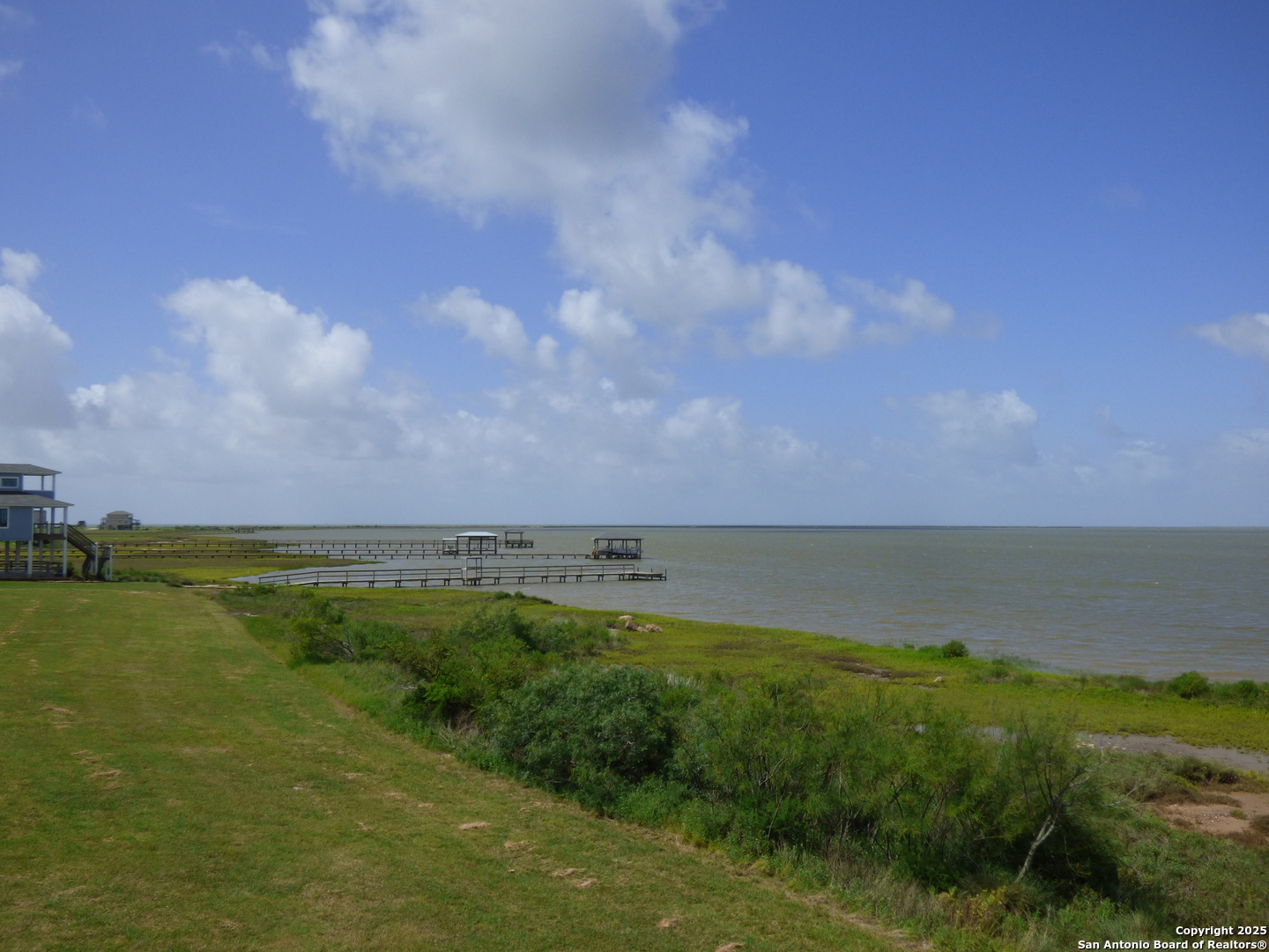 3414 Beachside Boulevard Palacios, TX 77465 - Photo 20 of 22 a view of an ocean and beach
