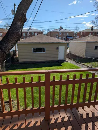 $275,000 | 1673 Linden Street, Des Plaines, IL 60018